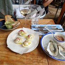 Bistro Madeleine