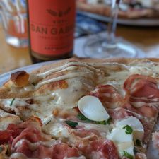 De Pizzabakkers Croeselaan