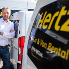 Hertz Tilburg