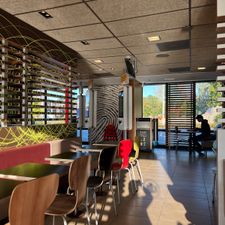 McDonald's Lelystad met McDrive