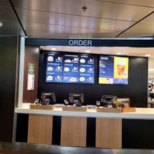 McDonald's Airport Schiphol Lounge 3