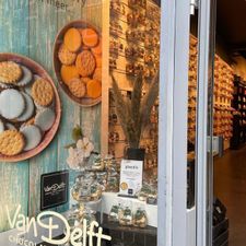 Van Delft Chocolates & Bakery