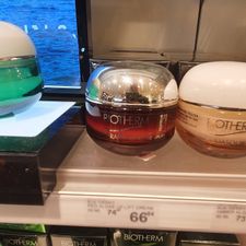 Parfumerie Douglas