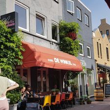 De Winkel Lunch, Borrel en Eetbar