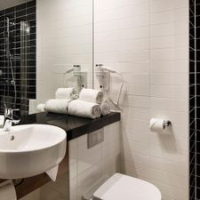 Holiday Inn Express Amsterdam - Sloterdijk Station by IHG