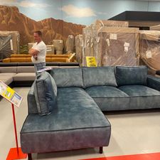 Seats and Sofas Drachten