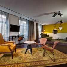 Hotel V Nesplein
