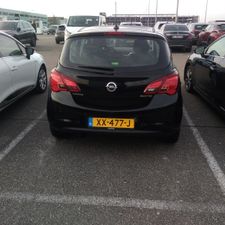 Hertz Autoverhuur - Eindhoven Airport