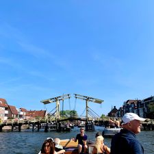 Rondvaart Leiden | stadsrondvaarten | Groepen | Sloep en sup verhuur