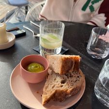 Putaine restaurant & bar