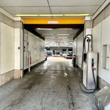 Hertz Autoverhuur - Amsterdam - Overtoom 333 HLE