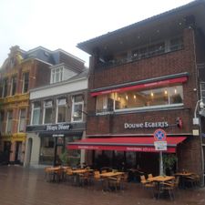 Douwe Egberts Café