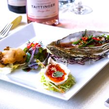 The Oriental Swan l Soesterberg l Kantonees Thais Restaurant