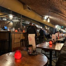 Beers & Barrels - Utrecht Centrum