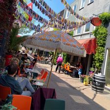 De Winkel Lunch, Borrel en Eetbar