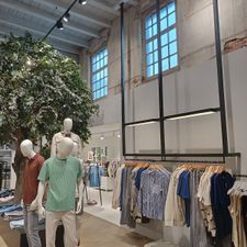 Shoeby - Tilburg Centrum