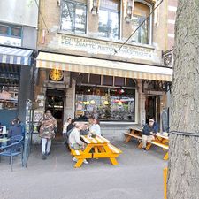 Café Restaurant Poppodium De Zwarte Ruiter
