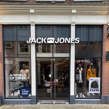 JACK & JONES