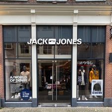 JACK & JONES