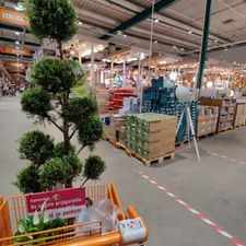 HORNBACH Bouwmarkt Tilburg