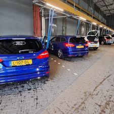 Loogman Carwash Rotterdam - Wasstraat in Rotterdam