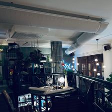 Restaurant 6&24