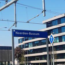 Station Naarden-Bussum