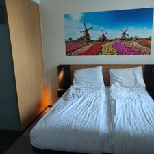 Maxhotel Amsterdam Airport Schiphol - Recently Renovated