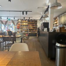 Chocolate Company Café