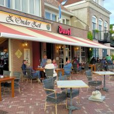 Z'Onder Zeil Restaurant & Café