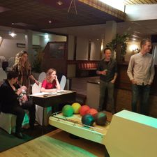 Bij Ne9en Heino