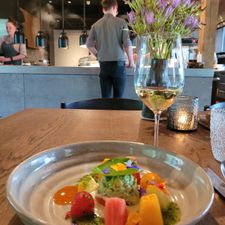 Bistro LOF