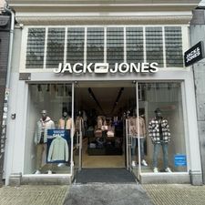 JACK & JONES