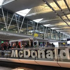 McDonald's Airport Schiphol Lounge 2