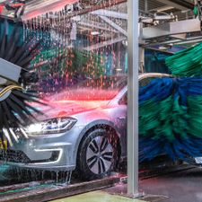 Loogman Carwash Rotterdam - Wasstraat in Rotterdam