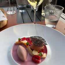 Zinc wine&dine