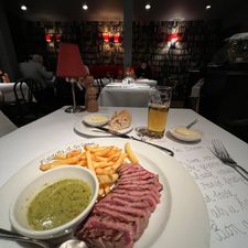 L'Entrecôte et les Dames