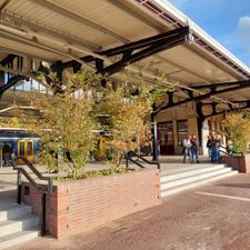 Station Naarden-Bussum