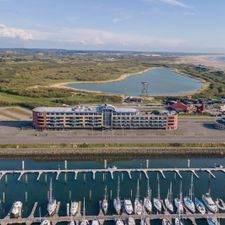 Leonardo Hotel IJmuiden Seaport Beach