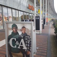 C&A