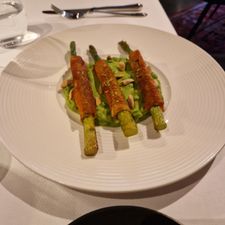 Restaurant On Cru