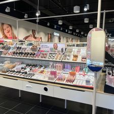 HEMA