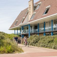 Strandhotel Buren aan Zee