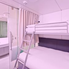 YOTELAIR Amsterdam Schiphol