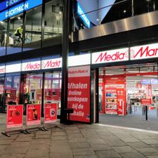 MediaMarkt Utrecht The Wall