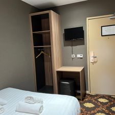 Aston city Hotel