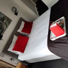 ZIES wijnbar • bistro • boutique hotel