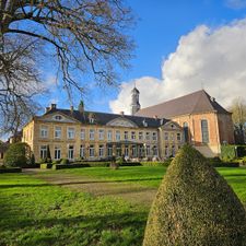 Les Salons
