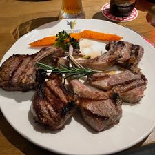 Steakhouse The Golden Bull