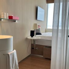 citizenM Schiphol Airport Hotel